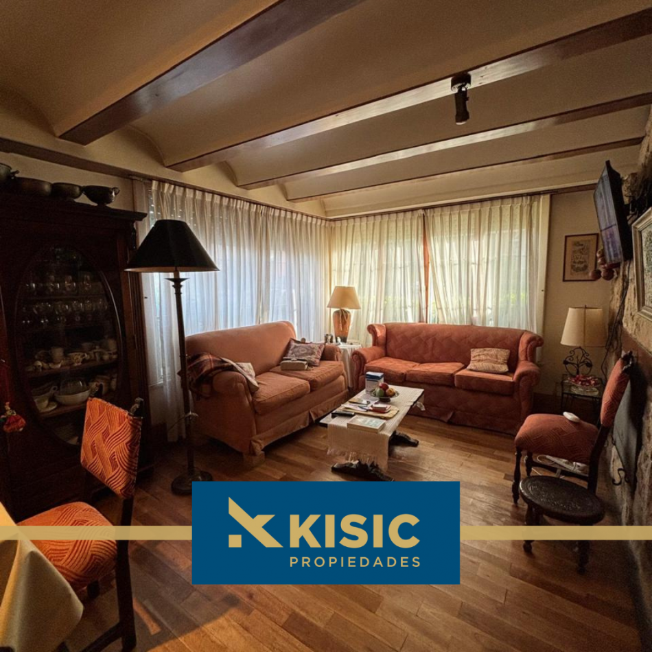 CASA EN VENTA - BARRIO CHAUVIN