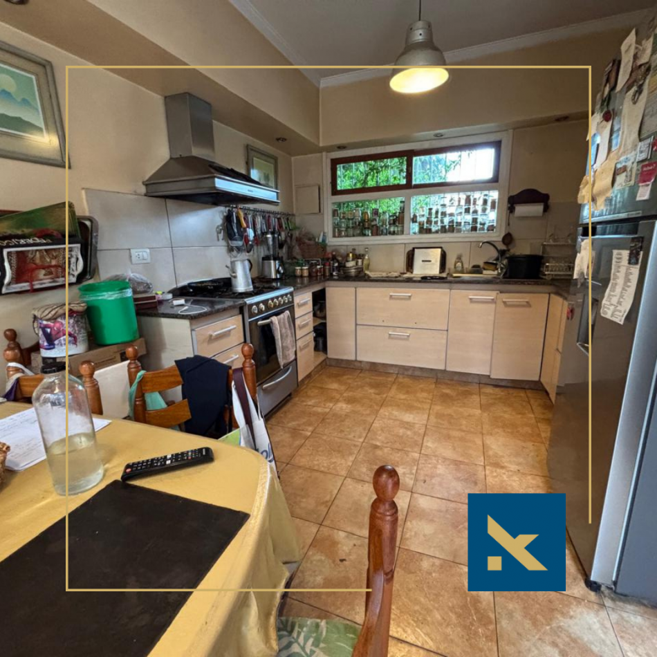 CASA EN VENTA - BARRIO CHAUVIN