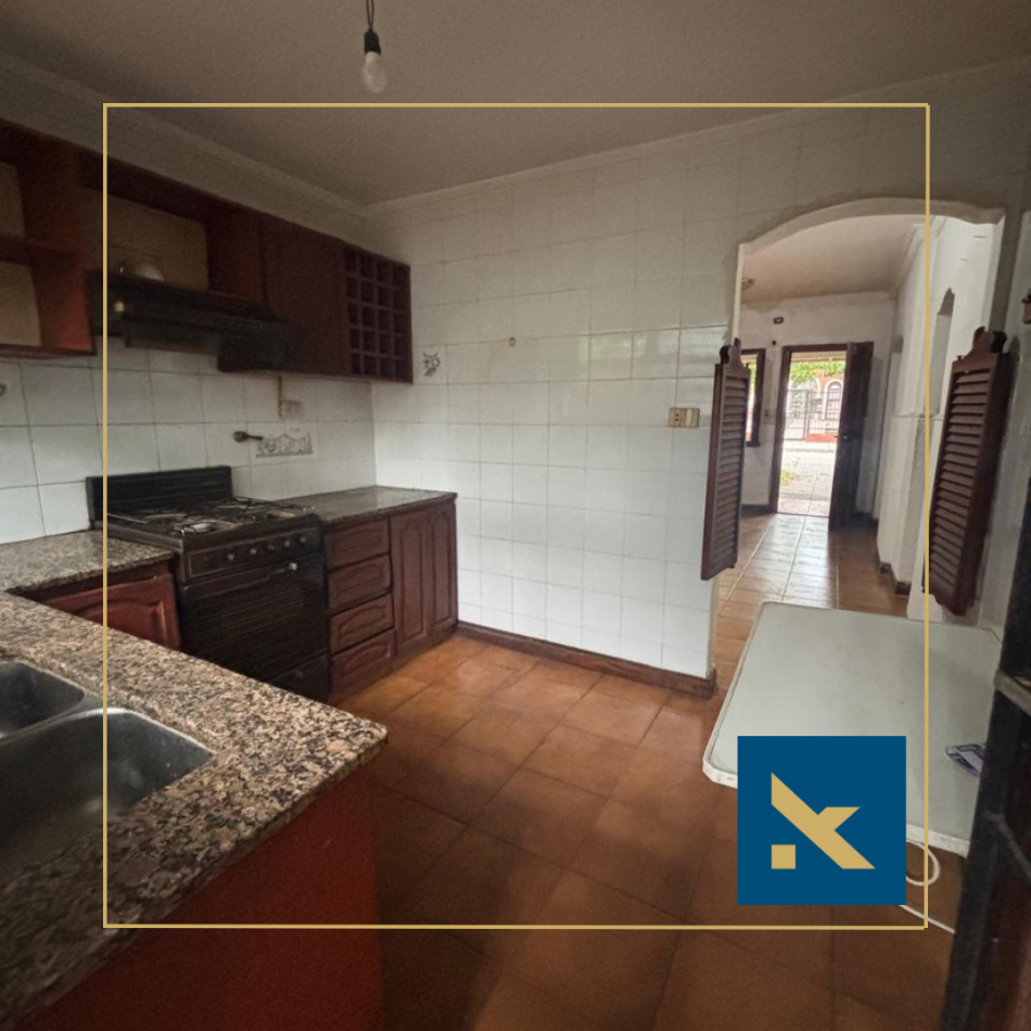 CHALET EN VENTA - DON BOSCO 3081