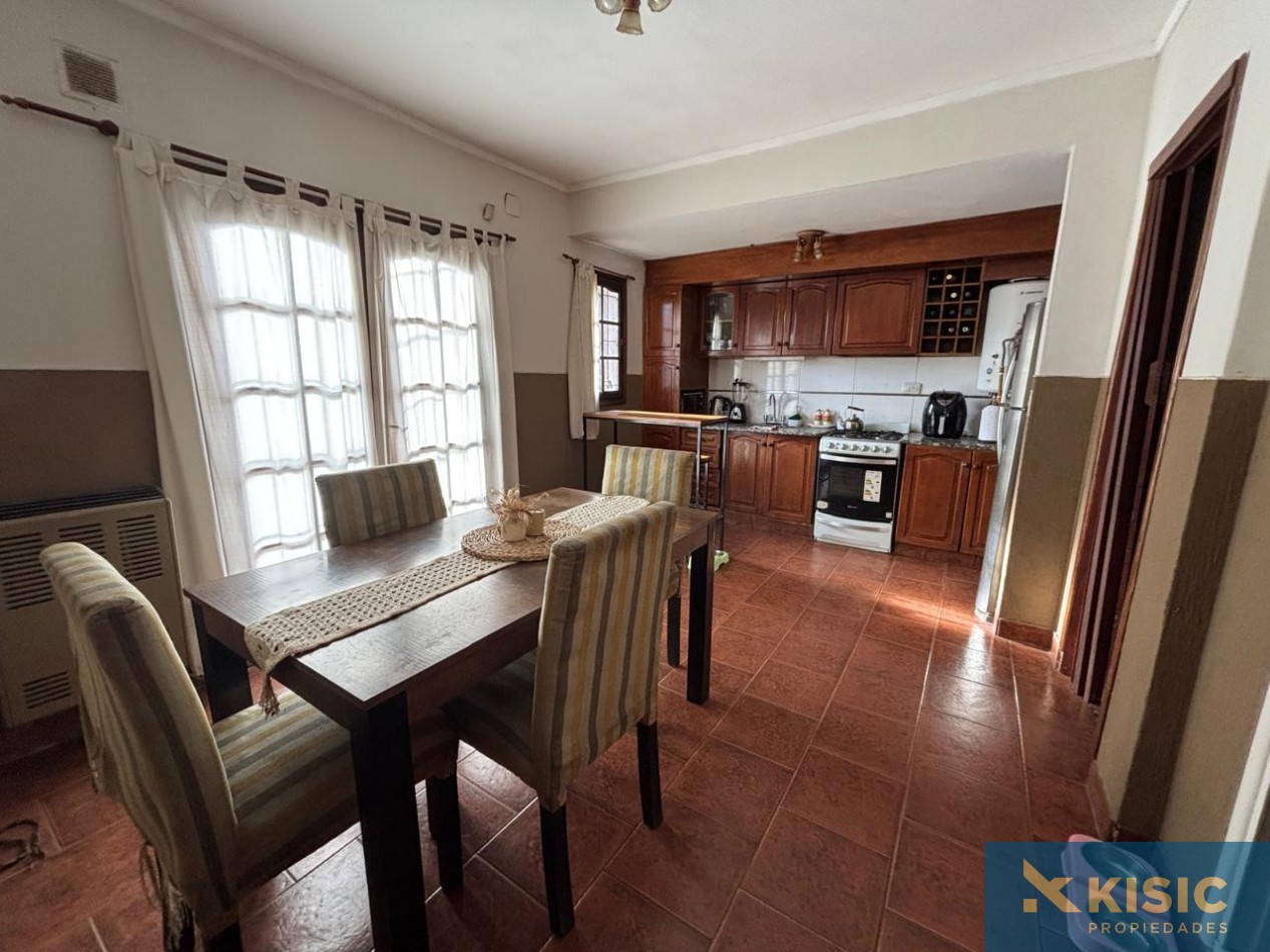 CASA EN VENTA - FLORENCIO SANCHEZ 1500