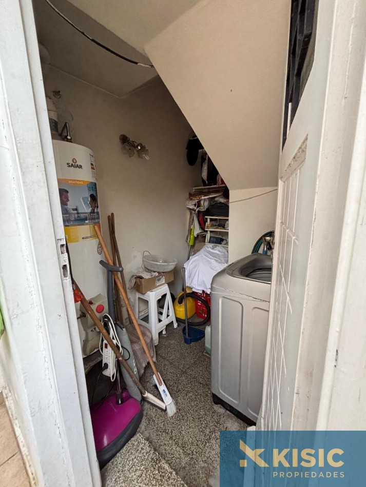 CASA EN VENTA - BARRIO CHAUVIN