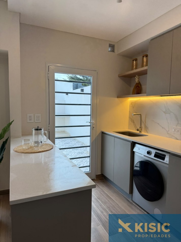 DUPLEX EN VENTA - LIBRES DEL SUD AL 700