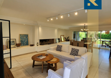 MODERNA CASA EN BOSQUE ALEGRE