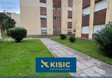 DEPARTAMENTO 4 AMBIENTES CON ESPACIO DE COCHERA